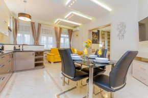 Luxury Apartment with balcony and sauna Budapest
